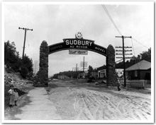 Photo of gate at the eastern city limits of Sudbury. Sudbury Star Aug. 17, 1950